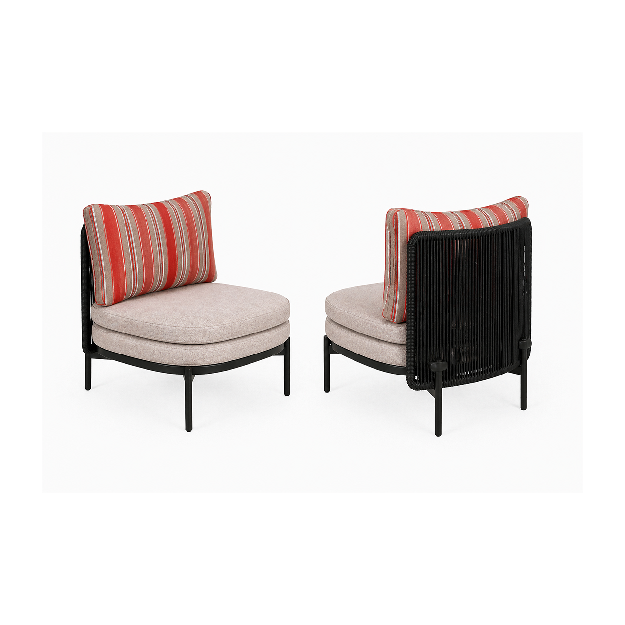 YUGA LOUNGE CHAIR